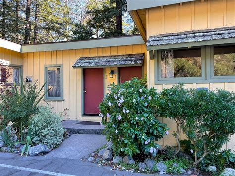 Fernwood hotel big sur - Book Fernwood Resort, Big Sur on Tripadvisor: See 374 traveller reviews, 204 candid photos, and great deals for Fernwood Resort, ranked #1 of 2 B&Bs / inns in Big Sur and rated 3.5 of 5 at Tripadvisor.